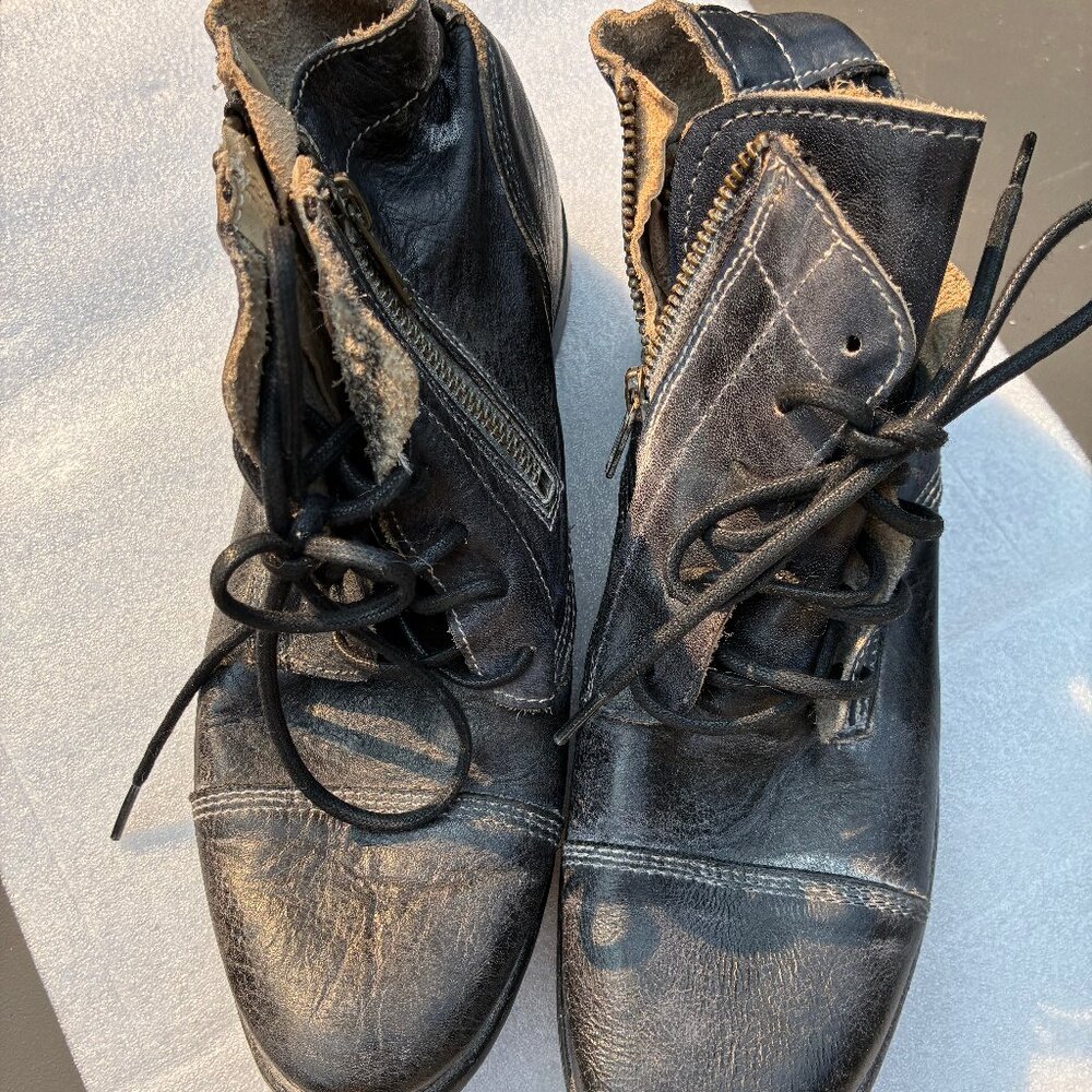 Vintage Black Bed Stu Boots 7.5 M  Leather Lace Up